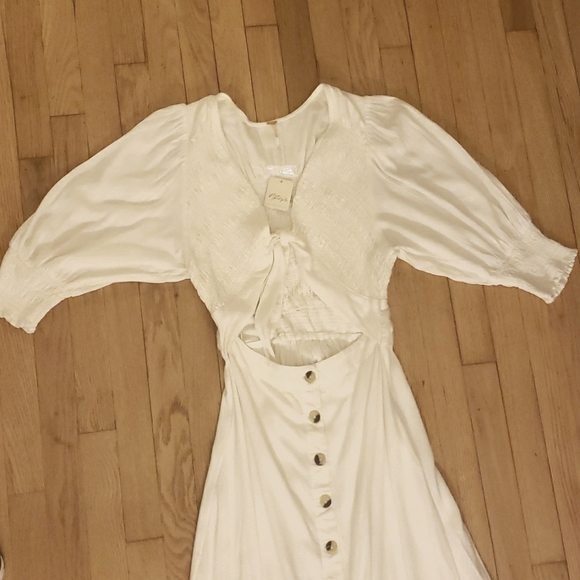 Free People Button Up String Of Hearts White Maxi Dress Size Medium - Picture 6 of 14